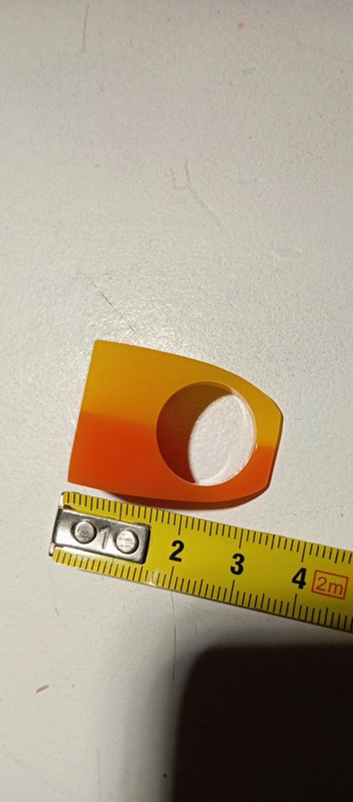 Bague bicolore en plastique - photo numéro 4