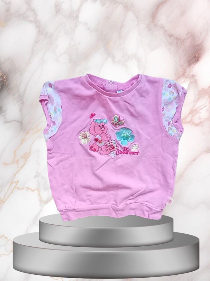 Le T-shirt pour bébé fille taille 12 mois Rose qui fait des câlins de loin !
