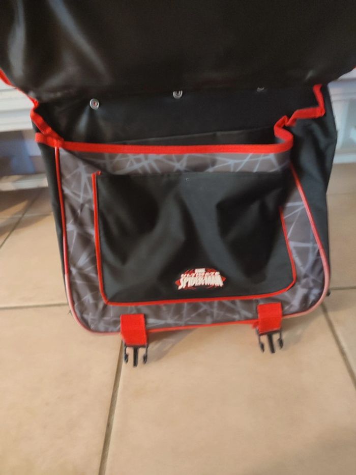Cartable spiderman - photo numéro 2