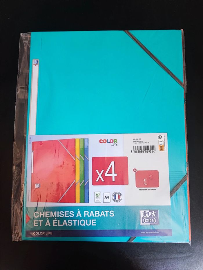 Lot de 4 pochettes cartonnées à élastiques