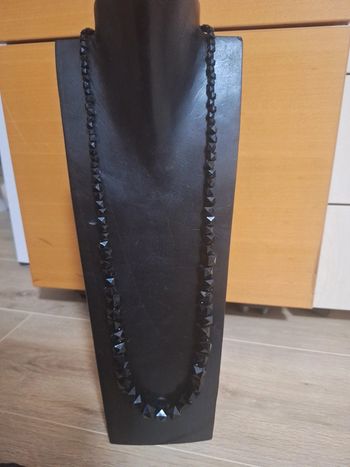 Collier long noir femme