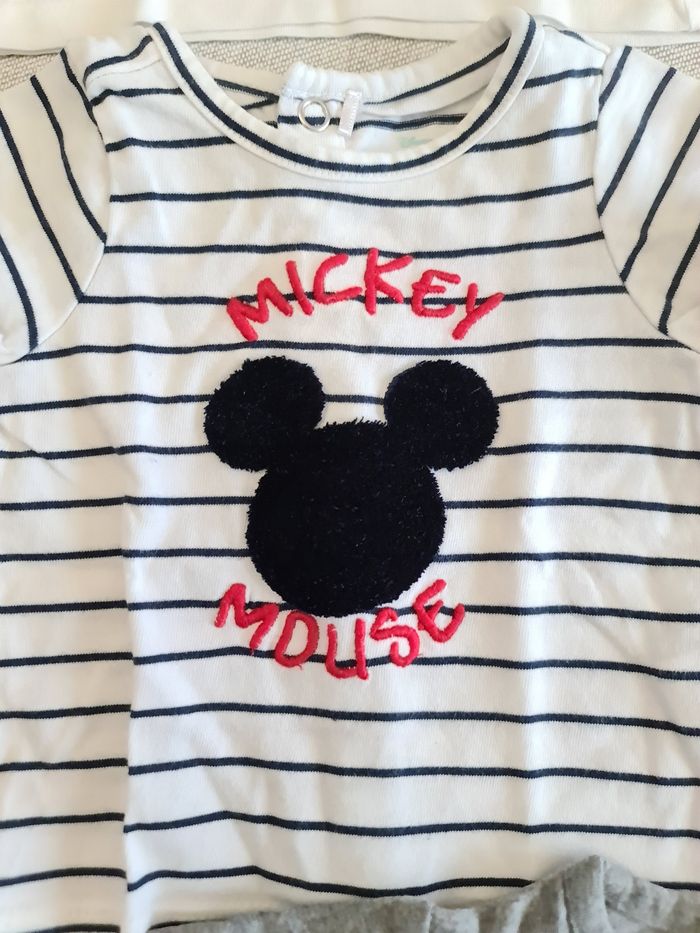 Lot tee shirt 1 mois très bon  état - photo numéro 4