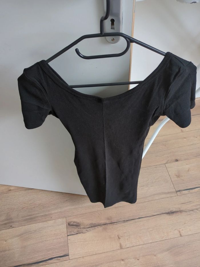 Petite robe noire simple