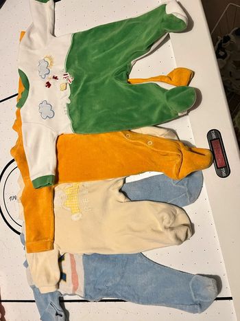 Lot de pyjamas