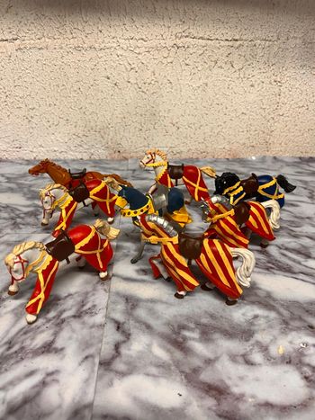 Lot de 8 chevaux 
