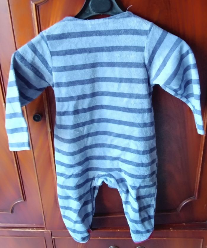 Pyjama taille 6 mois - photo numéro 2