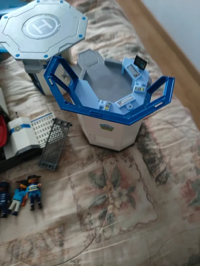 Playmobil commissariat de police bon état - photo numéro 4