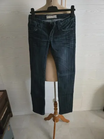 Jean cherry taille 36
