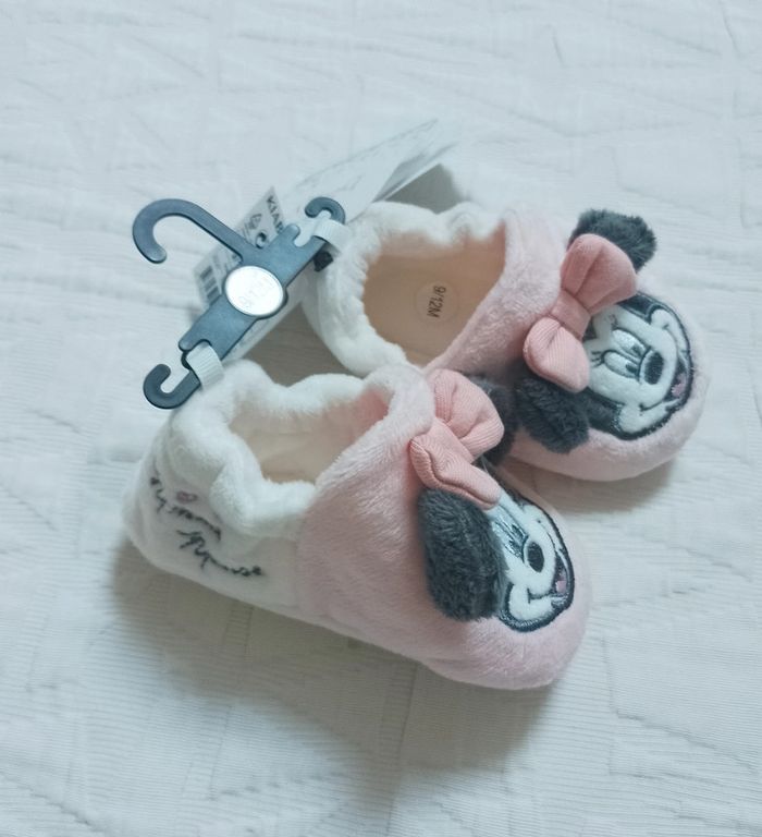 Disney chaussons Minnie 9 12 mois - photo numéro 2