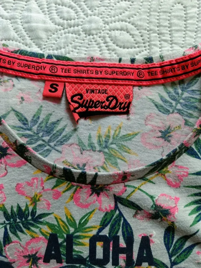 T-shirt Superdry été 🌺 T. S - photo numéro 3