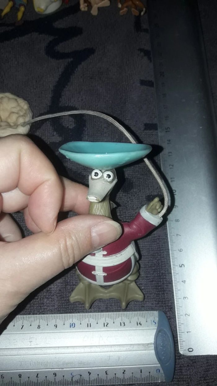 Kung fu panda figurine