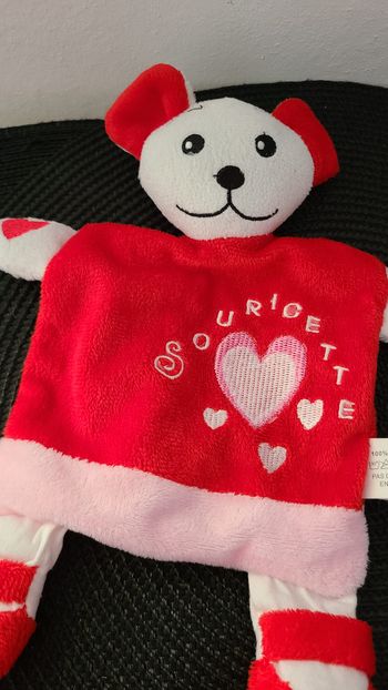 Doudou plat Souris rouge rose Souricette Central Vet Coeurs