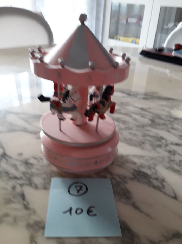 Manège musicale - photo numéro 3