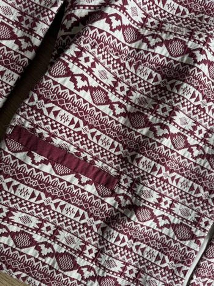 Veste rouge est blanc neuf taille 46 - photo numéro 3