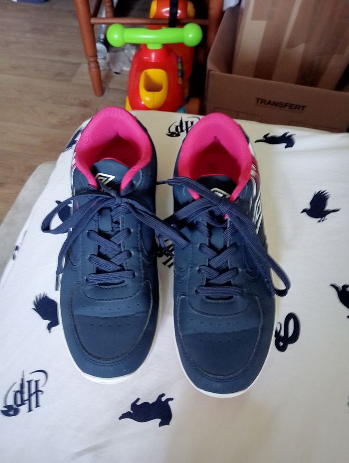 Baskets umbro taille 38 casi neuve - photo numéro 7