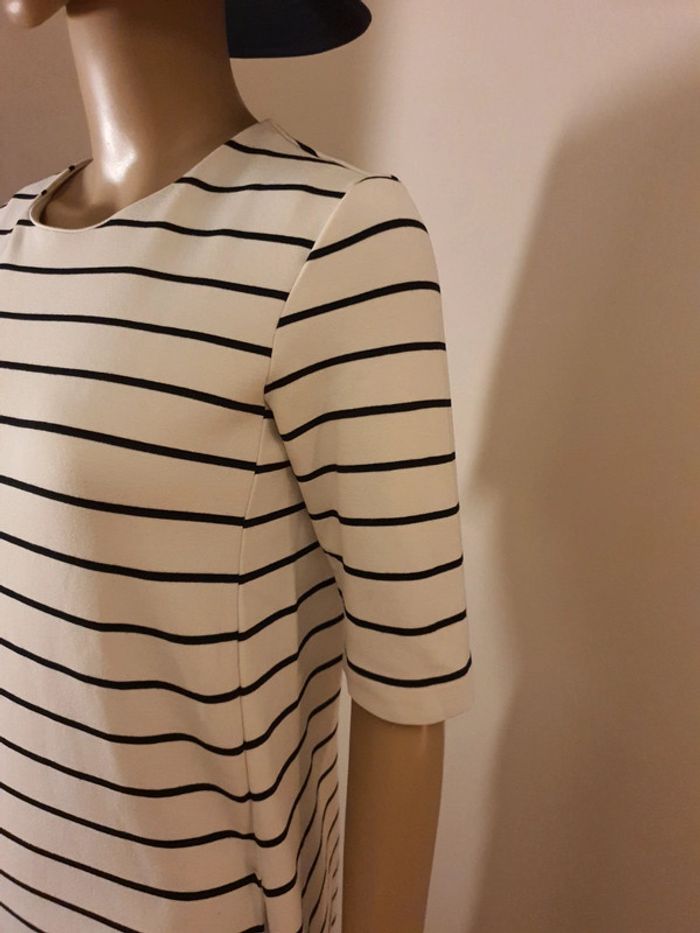 T.S-36 > Robe marinière H&M noir et blanc - photo numéro 5