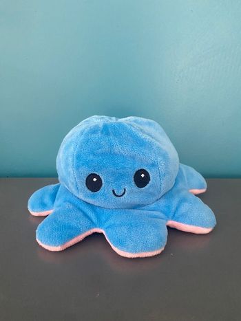 Poulpe/pieuvre réversible bleu et rose