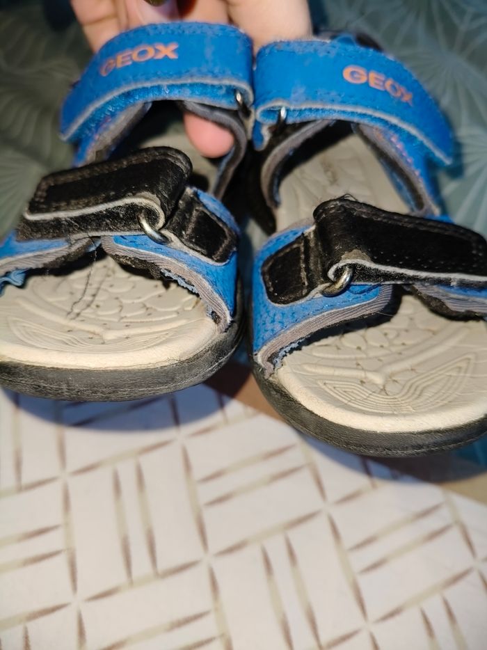 Sandales geox 24 bleue noires scratch - photo numéro 2