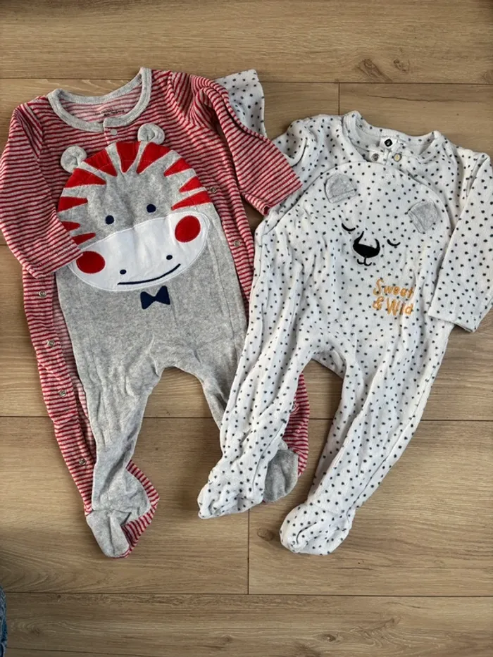 Lot pyjamas hiver 9 mois