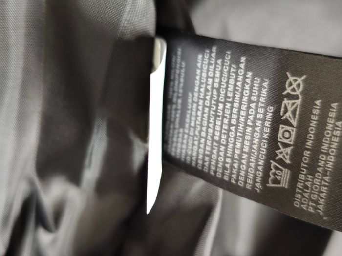 Doudoune sans manche the North face taille M neuf - photo numéro 8