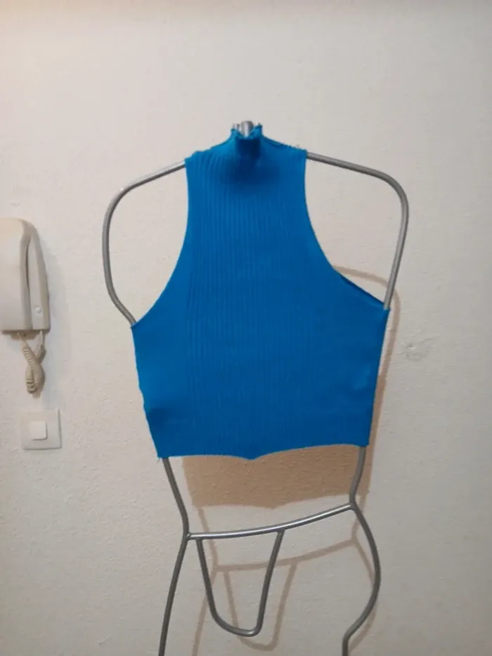 Top court original  bleu " shein" taille m - photo numéro 4