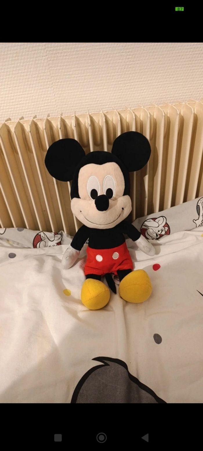 Peluche Mickey