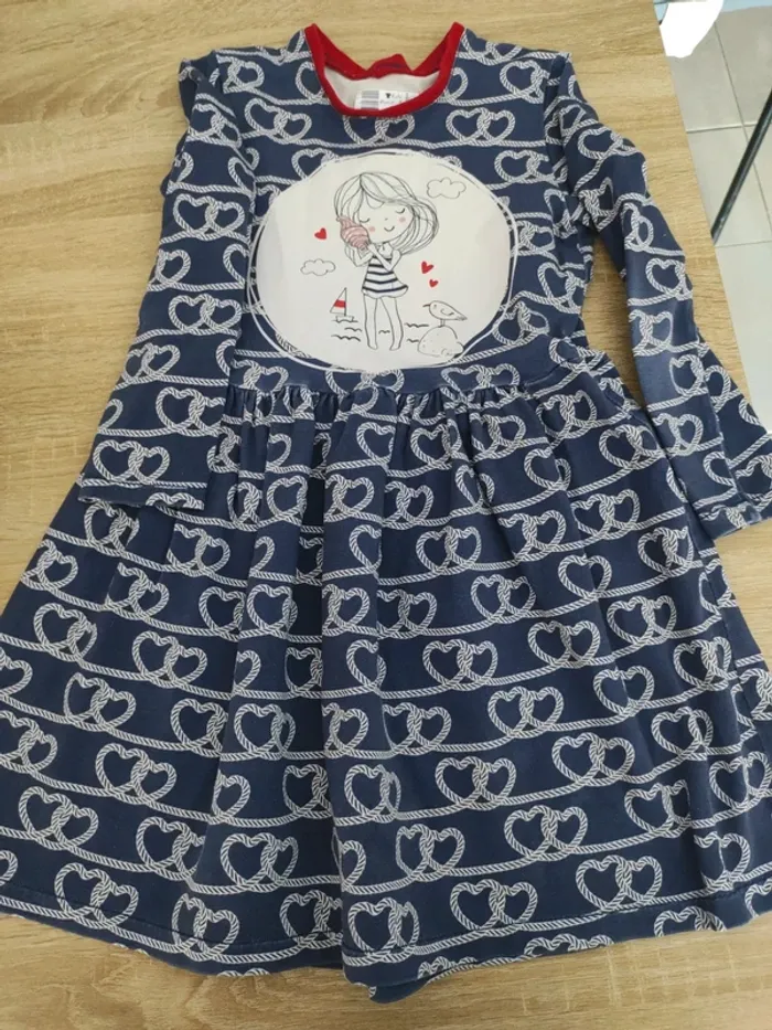 Lot vêtements fille 7/8 ans - photo numéro 4