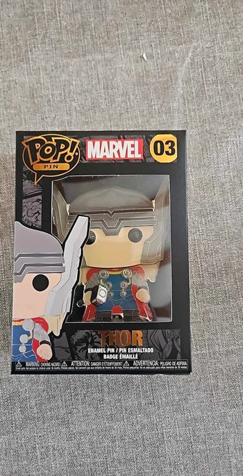 Funko pop pin 03 thor