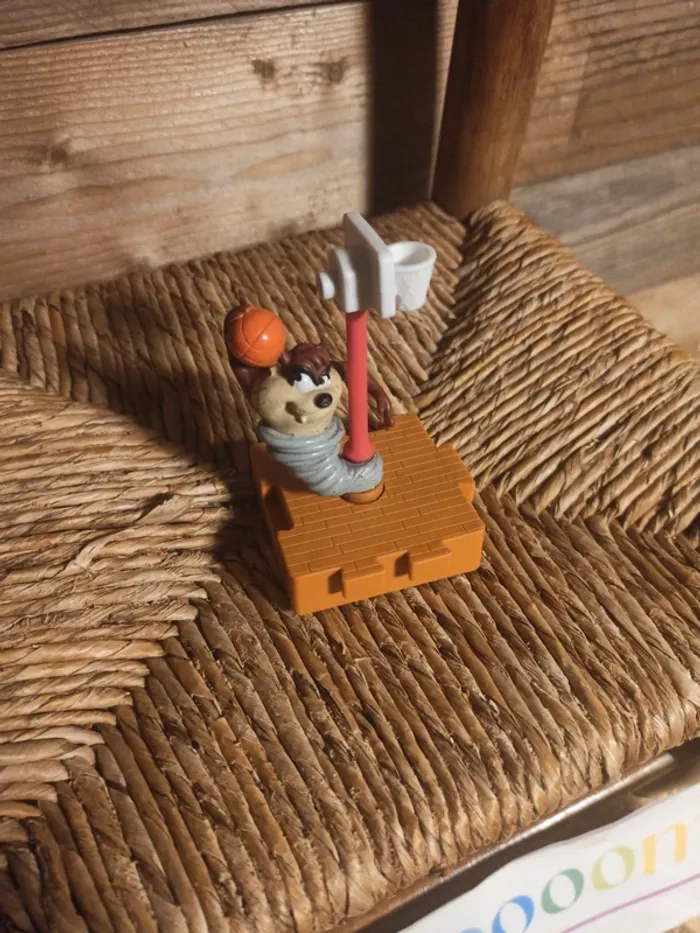 Figurine Taz Looney Tunes 1996 Mc Donald's - photo numéro 4