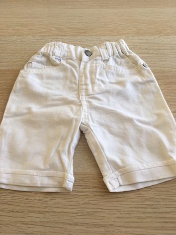 Short blanc léger