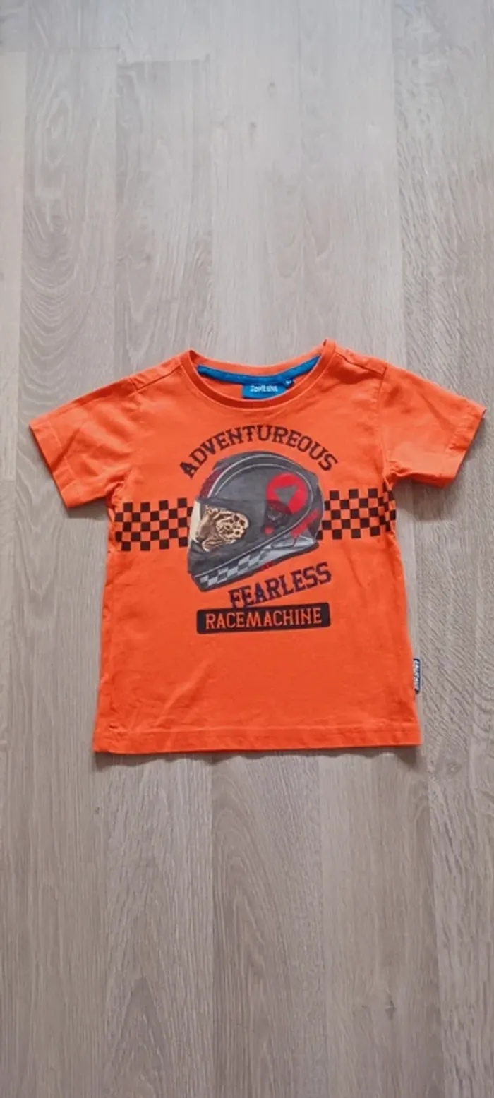 Tee-shirt orange garçon, motif léopard avec casque, taille 2 ans - photo numéro 2