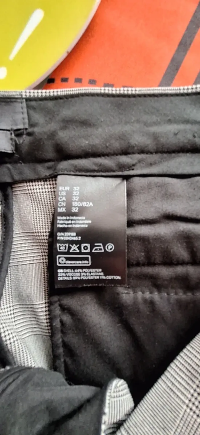 Pantalon a carreaux H et M - photo numéro 4