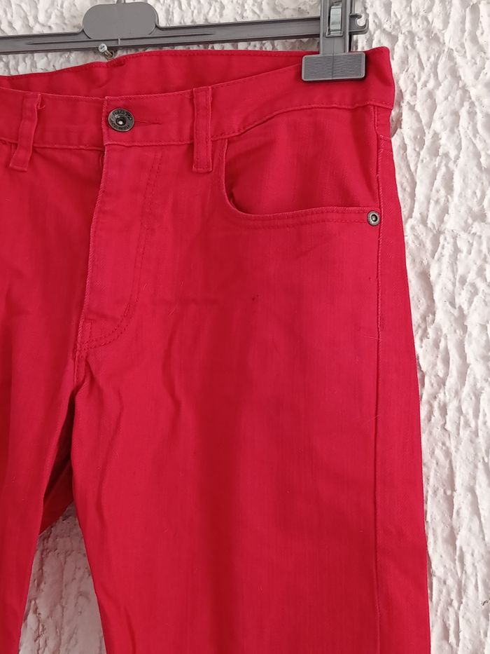 Jeans Rouge - photo numéro 2