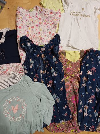 Lot vêtements fille 18 mois