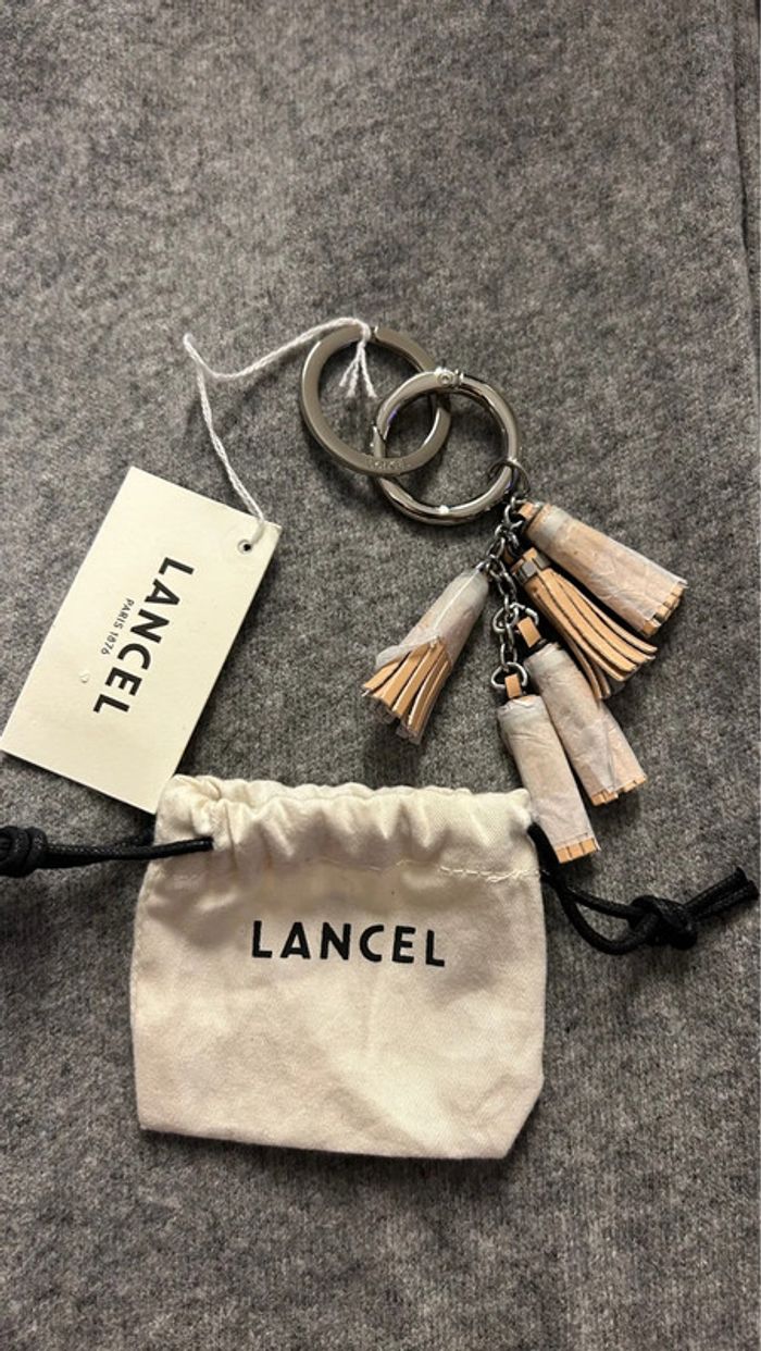 Porte-clés Lancel 5 mini pompons neuf / bijoux pour sac - photo numéro 8