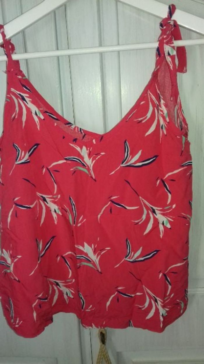 débardeur rose T 38 gémo.