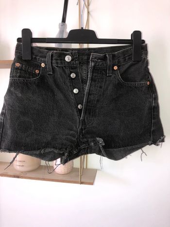🌼Short en jean Levi Strauss noir🌼
