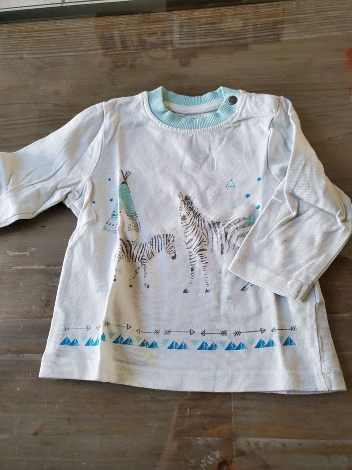 Lot 3 t-shirts 6 mois - photo numéro 7