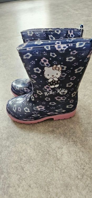 Bottes de pluie Hello Kitty pour enfant – Neuves taille 26