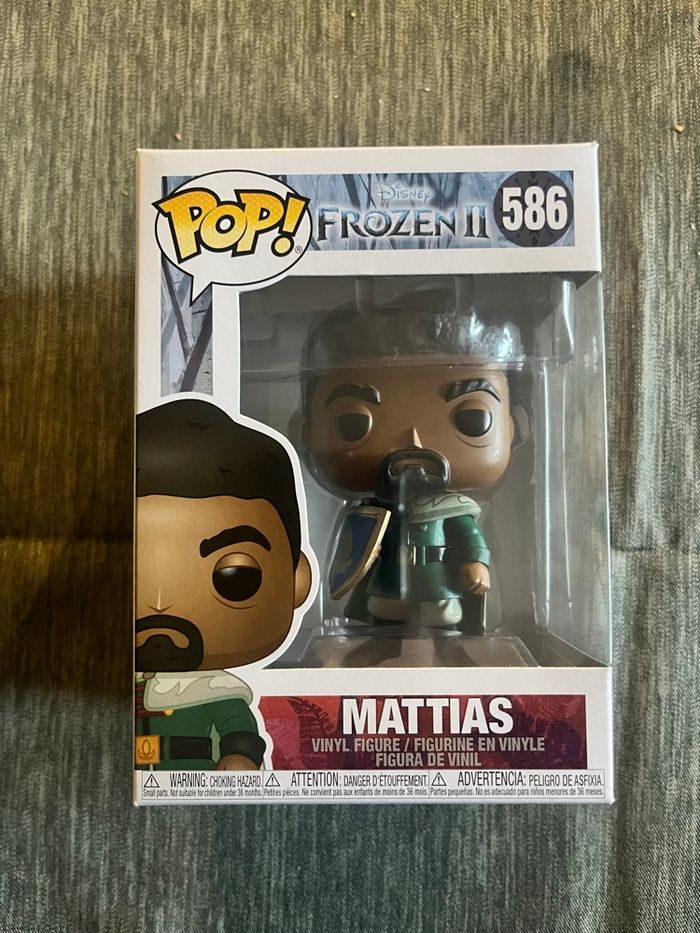 Figurine pop reine des neiges