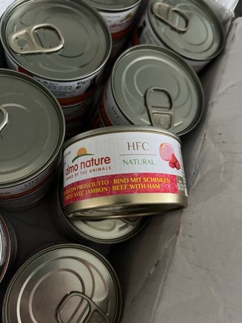 Lot de 23 boîtes pour chien bœuf jambon almo nature