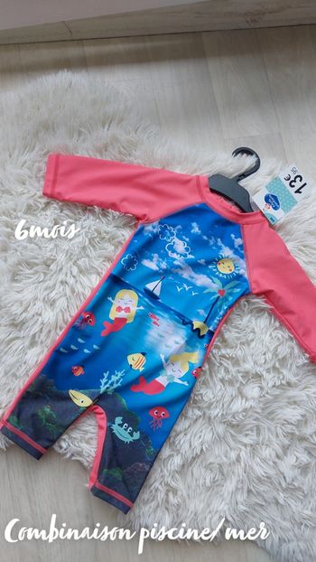 Combinaison piscine 6 mois