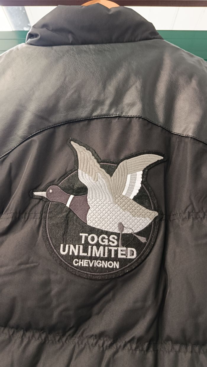 Doudoune Chevignon noire - photo numéro 6