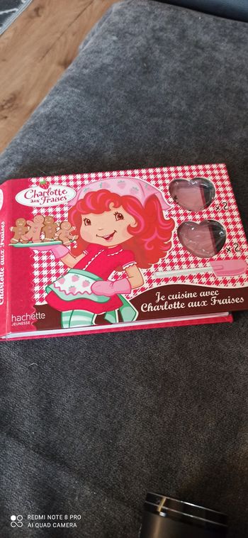 Livre Charlotte aux fraises