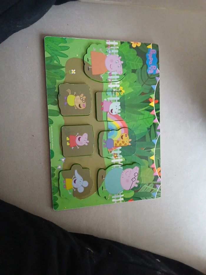 Puzzle peppa pig des 18 mois