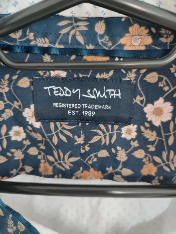 Chemise teddy Smith taille S - photo numéro 3