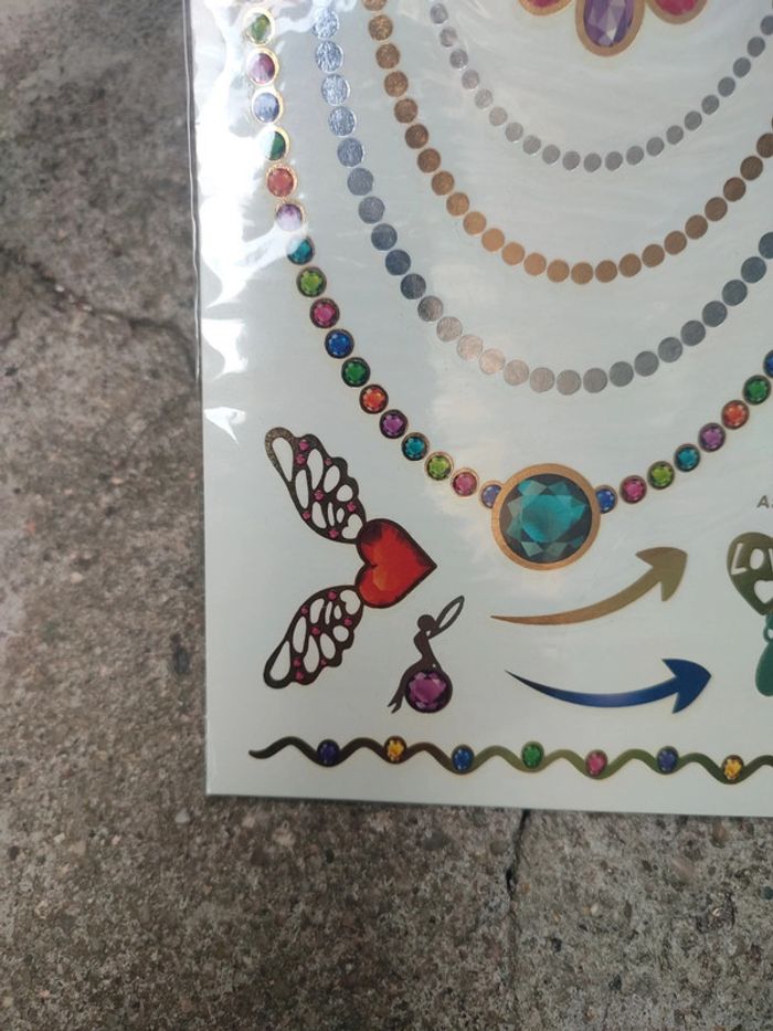 Tatouage temporaire plaquette - photo numéro 2