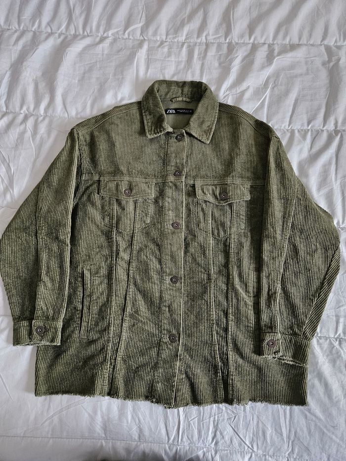 Veste velour côtelé kaki Zara XS - photo numéro 2