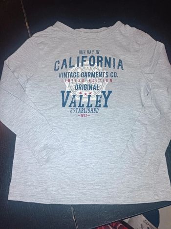 Tee shirt manches longues Kiabi 5 ans