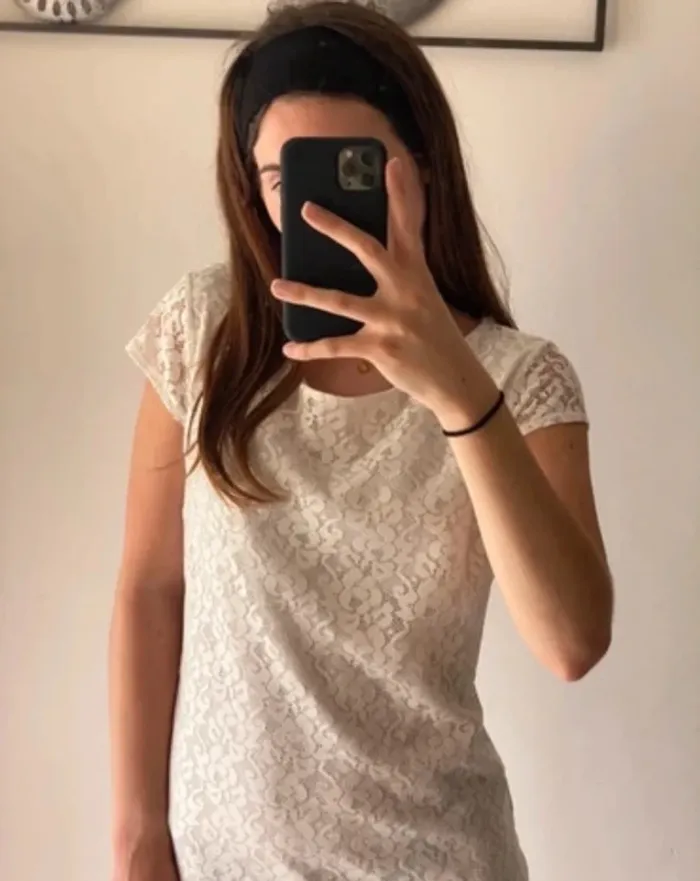 Robe blanche en dentelle - photo numéro 5
